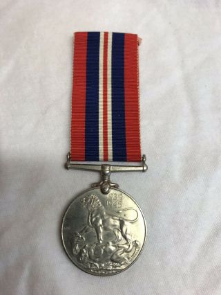 British Ww2 1939 - 1945 War Medal And 1939 - 1945 Star Medal