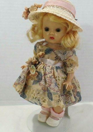 Vintage 1954 Nancy Ann Storybook MUFFIE doll - in Muffie dress with brass snap 4