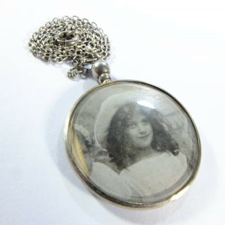 Lovely Antique Silver Double Sided Photo Locket Pendant & Chain Marked Birm 1912