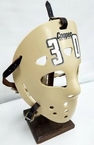 VINTAGE 1970 ' s ADULT HOCKEY GOALIE FACE MASK COOPER HM 7 2