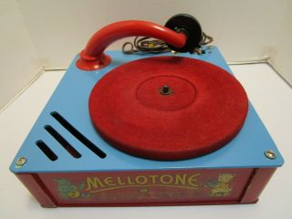 Vintage Highland Mfg.  Co.  Mellotone 78 Bakelite Record Player