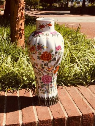 Huge Vintage Unique Chelsea House Asian Design Tall Porcelain Vase