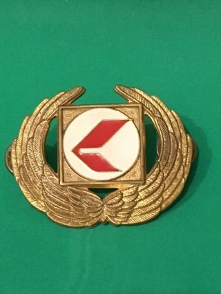 Pacific Western Airlines Pwa Canada Pilot Hat Badge Screwback Rare Pin