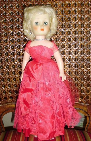 Vintage Horsman Cindy fashion/high heeled platinum blond doll wardrobe suitcase 2