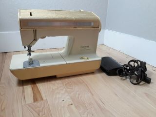 Vintage Singer Futura Ii 920 Sewing Machine W Foot Pedal