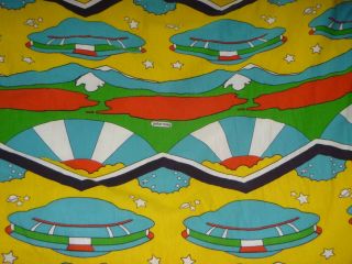 Vtg 1970 Sears Peter Max Pop Art Ufo Flying Saucers Sleeping Bag Fabric Repurpos