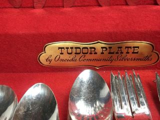 39 Piece Set FANTASY 1941 by Tudor Plate Oneida Community Flatware w/ case 5