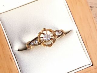 A Small Pretty Vintage 18ct Gold And Diamond Ring With An Open Setting Size J