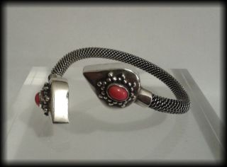 Unusual Design Vintage Egyptian Solid Silver & Coral Cabochon Bracelet - 40g 3
