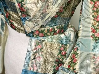 Rare Antique Victorian Dress Bodice ca.  1867 - 1869 Floral Watered Silk 8