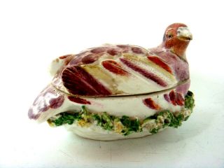 Derby - Chelsea Porcelain Rare Tureen In The Form Of A Realistic Dove C1754