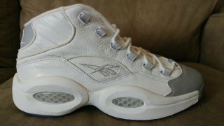 Men ' s 11 Vintage White & Gray OG Allen Iverson Question Reebok Basketball Shoes 12