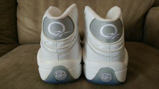 Men ' s 11 Vintage White & Gray OG Allen Iverson Question Reebok Basketball Shoes 7