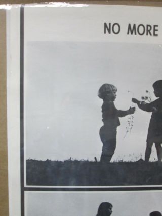 Vintage Black /White Poster Make love,  No more war Peace 1970 ' s in G536 3