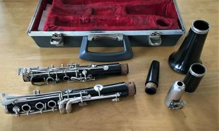 Vintage Boosey & Hawkes Cased ‘Regent’ Clarinet 2
