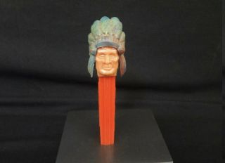 Vintage 1952 Pez Indian Chief No Feet Marbleized Head Dressing Cond
