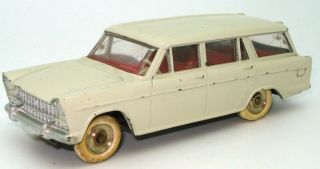 Dinky French No.  548 Fiat 1800 Wagon - Ultra Rare South African Issue - L2