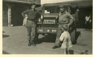 Org Wwii Photo: American Gi’s Gathered With Dodge Wc “us Mail”