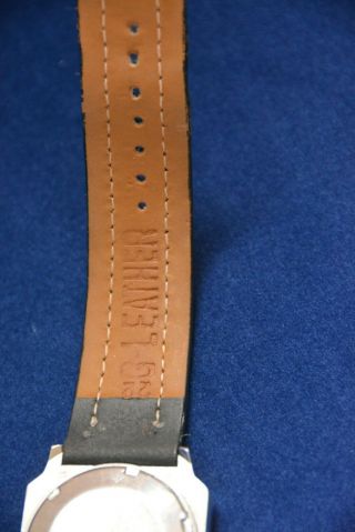Vintage SEIKO 5 Men ' s Automatic Wristwatch 8