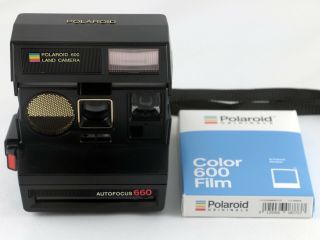 Vintage Polaroid Sun 660 Autofocus Camera With Color 600 Film