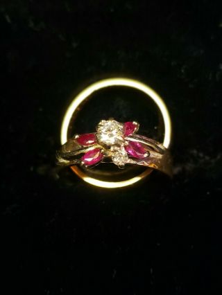 Vintage 14K Yellow Gold Diamond & Ruby Wedding Ring Set Sz.  6.  0.  Enduring 10