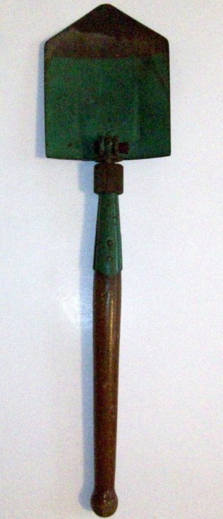 Vintage Military Style Folding Trench Shovel Entrenching Tool 25 1/2 " Long