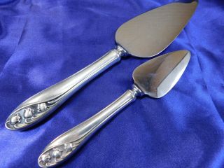 Gorham Lily Of The Valley Sterling Silver Cheese Server & Pie Server - Very Good