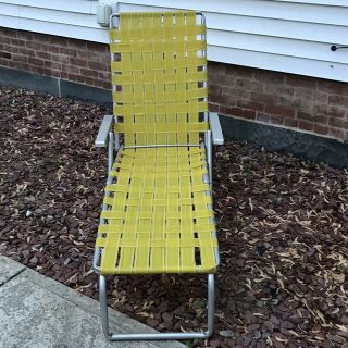 Aluminum Webbed Yellow Folding Beach Lawn Chair Chaise Lounge Vintage