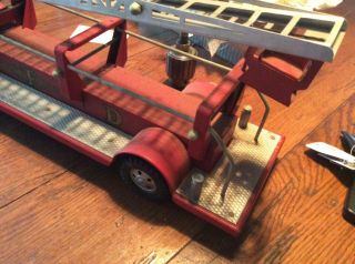 RARE VINTAGE 1956 TONKA AERIAL LADDER TFD FIRE ENGINE TRUCK NO.  5 Old Toy 3