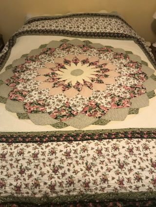 Vintage Handmade Feed Sack Sunflower Star Quilt 82”x84” Hand Stitched - A Beauty
