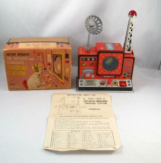Vintage Explorer Vanguard Tracking Station Structoys Japan Tin Toy Nm