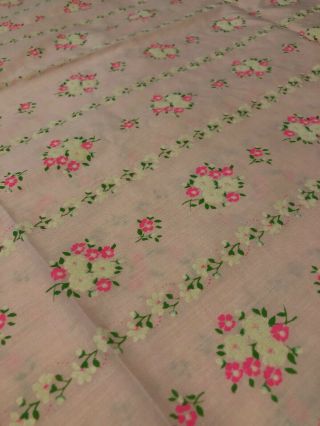 Vintage Girly Pink Pretty Rows Of Pink & White Flowers 3 Yards 44 Wide 5