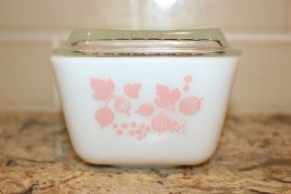 Vintage Pyrex Gooseberry Pink on White Complete Refrigerator Dish Set w/lids EUC 6