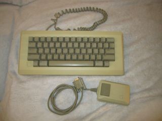 Vintage Apple Macintosh Keyboard M0110 128k/512k & Mouse M0100