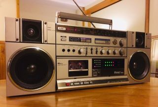 Huge Vintage Aiwa CA - 100HG Boombox Ghettoblaster Radio Cassette AUX 2
