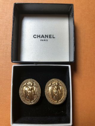 Signed Authentic Rare Vintage Chanel Angel Motif Gold Clip On Earrings