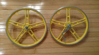 Nos Vintage Old School Bmx Bicycle Lester Mag Wheels For Mongoose Schwinn Mags
