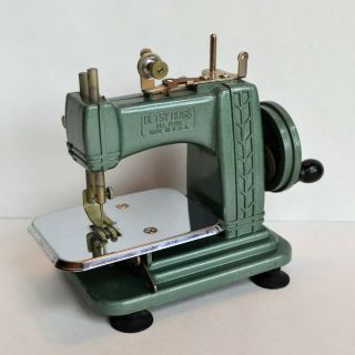 Vintage Green Betsey Ross Miniature Sewing Machine Child 