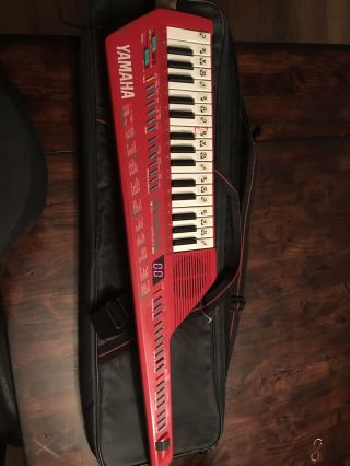 Vintage Red Yamaha Keytar Shs - 10 Fm Digital Keyboard With Midi