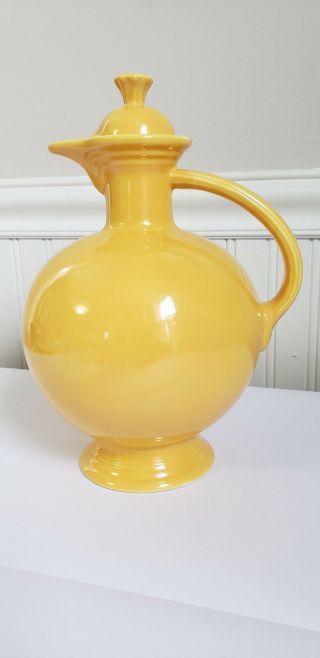 VINTAGE YELLOW FIESTAWARE CARAFE WITH LID 2