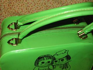 Vintage 1960s Lime Green Vinyl Raggedy Ann Andy Purse Travel Doll Carry Case 4