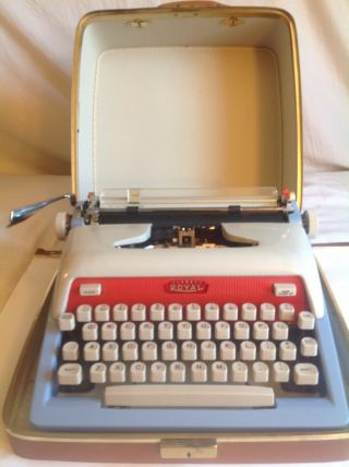 Vintage Royal 800 Typewriter,  Gray On Blue,  Vintage Typewriter