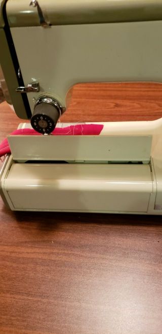 Vintage Sears Kenmore Portable Sewing Machine Model 158 10302 w/Attachments 4
