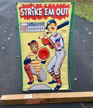 Vintage 1950s Strike 