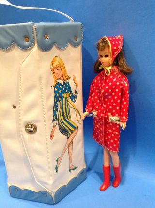 Vintage Barbie Brunette Francie Doll & Carrying Case W/rain Outfit 1966 - 1968