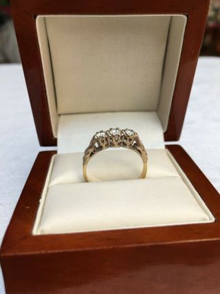 Vintage 1930’s 18ct Gold Three Stone Diamond Trilogy Ring