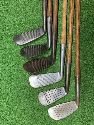 Antique hickory wood shaft Golf Clubs and Vintage Stovepipe Bag 2