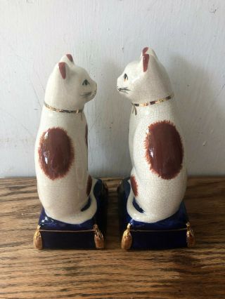 Vintage 2 FITZ & FLOYD Porcelain Cats on Blue Pillows Figurines Bookends 2