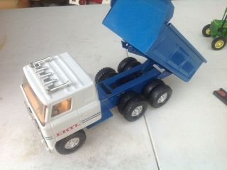 RARE VINTAGE ERTL INTERNATIONAL TRANSTAR DUMP TRUCK PAINT FARM TOYS IH 6