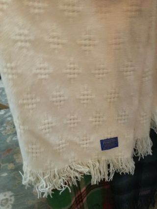 Vintage Pendleton White Basketweave Wool Blanket w/Fringes 60x72 4